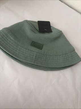 Fidô Sage Green Bucket Hat